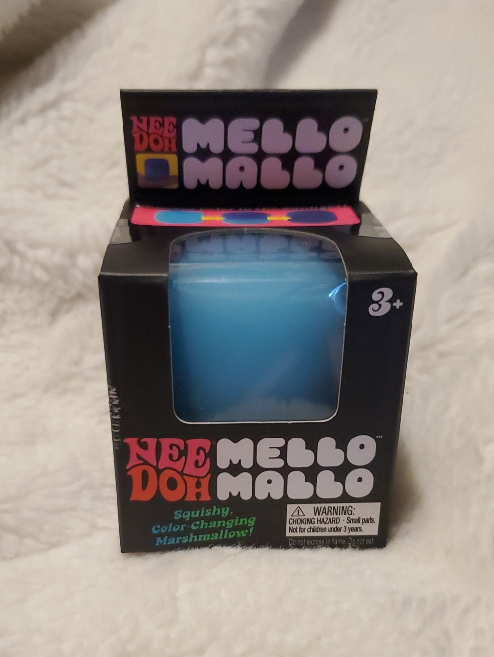 Mello Mallo Blue Color-Changing Marshmallow Toy
